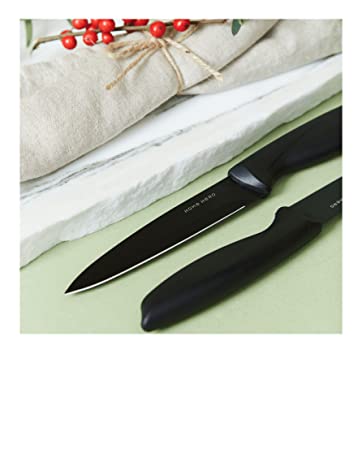 knife set; kitchen knife set; kitchen knives; apartment essentials; kitchen accessories